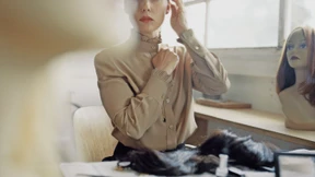 Lasst uns die Puppen malträtieren