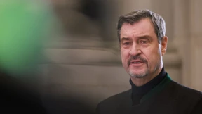 Bayern und Mecklenburg-Vorpommern stimmen Finanzpaket im Bundesrat zu