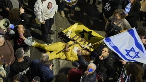 Tausende protestieren gegen Netanjahu