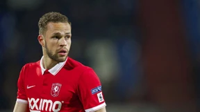 Castaignos im Anflug, Trapp in der Warteschleife