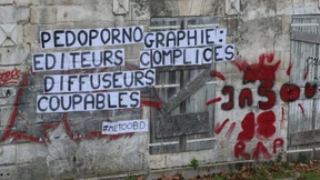 Dürfen Künstler gar nicht behelligt werden?