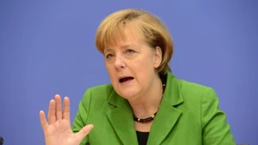 Kanzlerin Merkel hofft auf Erfolg des Verbotsantrags