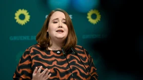 Grünen-Chefin rügt FDP-Verkehrsminister