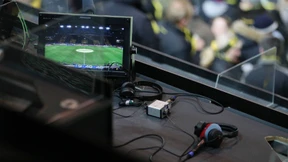 „Das hört man beim echten Kommentator selten“