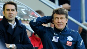 Mit Rehhagel stürzt Hertha weiter ab