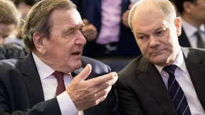 Altkanzler Schröder warnt seine Partei vor Rot-Rot-Grün