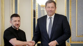 Klingbeil sagt Kiew neun Milliarden Euro jährliche Hilfe zu