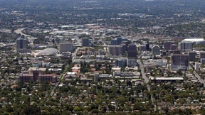 Maschinen werden kreativ, wenn viele Menschen wie Roboter arbeiten