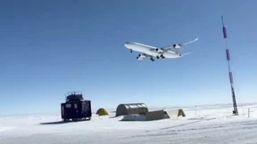 Erstmals landet ein Airbus A340 im ewigen Eis