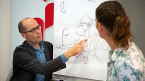 Eine Ratte im Pappkarton als Inspiration