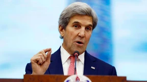 Kerry nennt Trumps Äußerungen über Merkel „unangebracht“