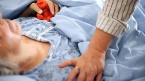 Stiftung Warentest rät von staatlich geförderten Pflege-Tarifen ab