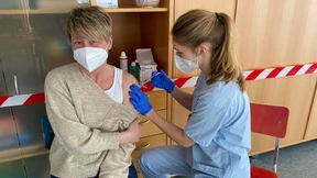 Im Nebenjob die Spritze setzen