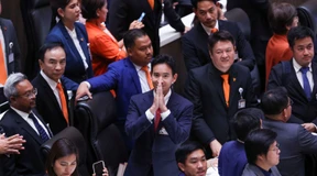 Pro-demokratischer Kandidat verfehlt Mehrheit