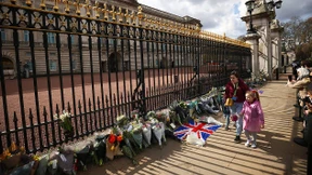 Johnson: „Wir trauern heute mit Ihrer Majestät, der Königin“