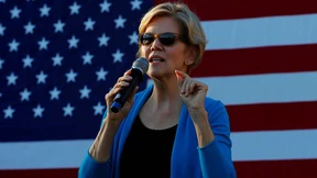 Mark Zuckerberg sagt Elizabeth Warren den Kampf an