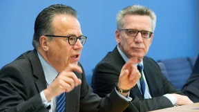 Bamf weist Vorwürfe zu gefälschten Pässen zurück