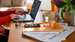 Corona bedroht die Karrieren junger Forscherinnen