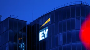 EY will 40 Partner und 380 Stellen abbauen