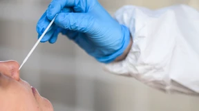 Start für generelle Corona-Testpflicht bei Einreisen vorerst offen