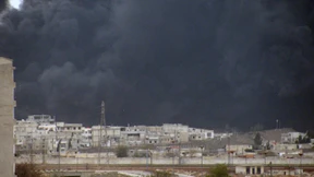 Armee zieht sich um Homs zusammen