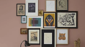 Vier Wände voller Bilder