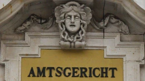 Netzkommunikation durch Arroganz und Abmahnung