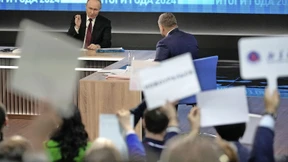 Putin droht, beschwichtigt – und deutet Niederlagen um