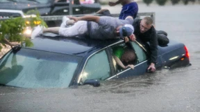 Überschwemmungen nach heftigen Regenfällen