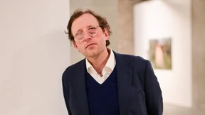 Galerist Johann König verklagt „Zeit“ auf 1,2 Millionen Euro
