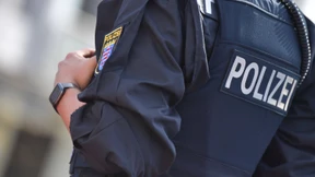 Zweifel an Vorgehen von Polizisten gegen greisen Arzt