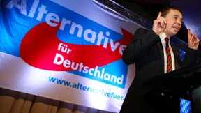 Lucke fordert Gegner zu Kampfkandidatur auf