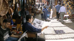 Marokko gegen Zweitleser von Zeitungen