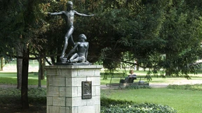 Mehr Bäume für die Friedberger Anlage