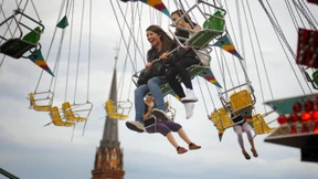 Kühle Schoppen, Ochs am Spieß und Karussells