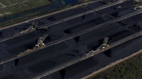 Das „schwarze Gold“ lockt Hochtief