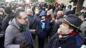 Extremisten isolieren