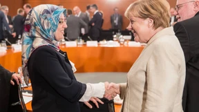 Merkel: Übergroße Mehrheit der Muslime hält sich ans Grundgesetz