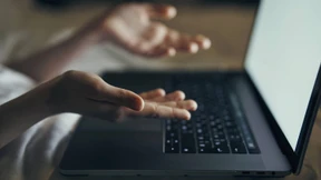 Wie Jugendliche mit Falschnachrichten umgehen