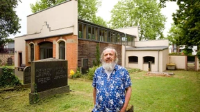 Erinnerung an Verstorbene als religiöse Pflicht