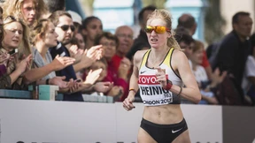 Puzzeln und ein Glas Sekt