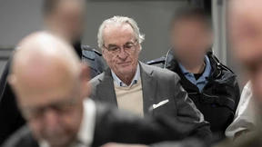 Weinender Prinz beim Reichsbürger-Prozess