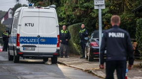 Tochter soll Mutter vor Stichen gequält haben