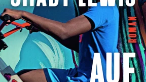 Zwischen Ost und West oszillierend