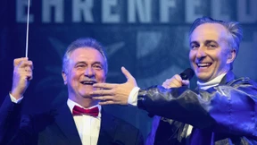 Claus Weselsky überrascht beim Konzert von Jan Böhmermann