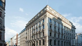 Warburg lockt kleine Vermögen