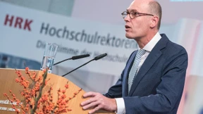 Wechsel zu neuer Stiftung