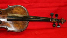 Geige des Orchestermeisters entdeckt