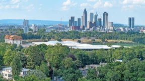 Von der Galoppstrecke zum Campus