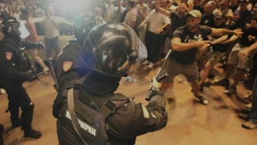 Gewalt bei Protesten gegen serbische Regierung